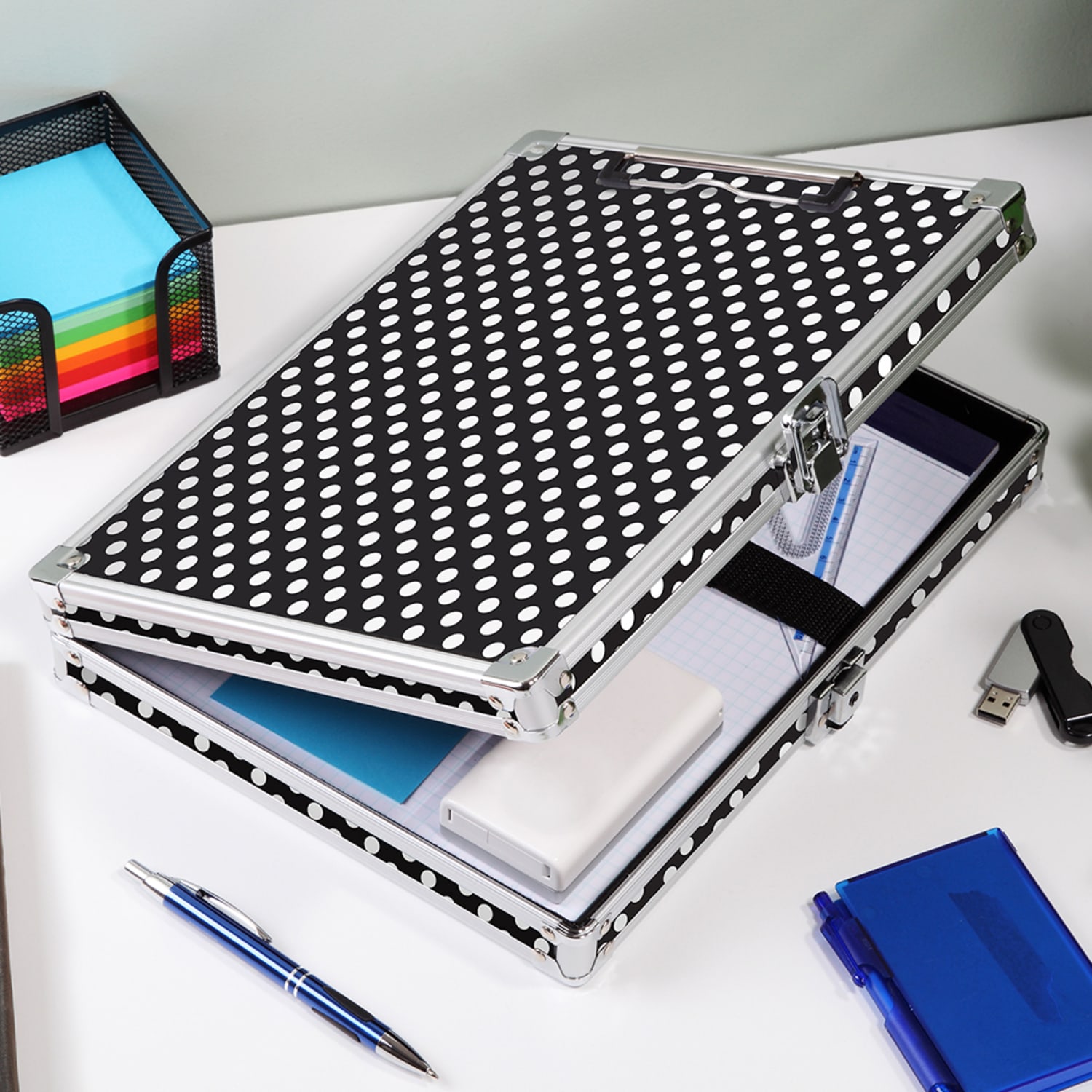 Vaultz Patterned Locking Storage Clipboard, 2-5/16in x 10in, Black/White Polka Dots - Image 6