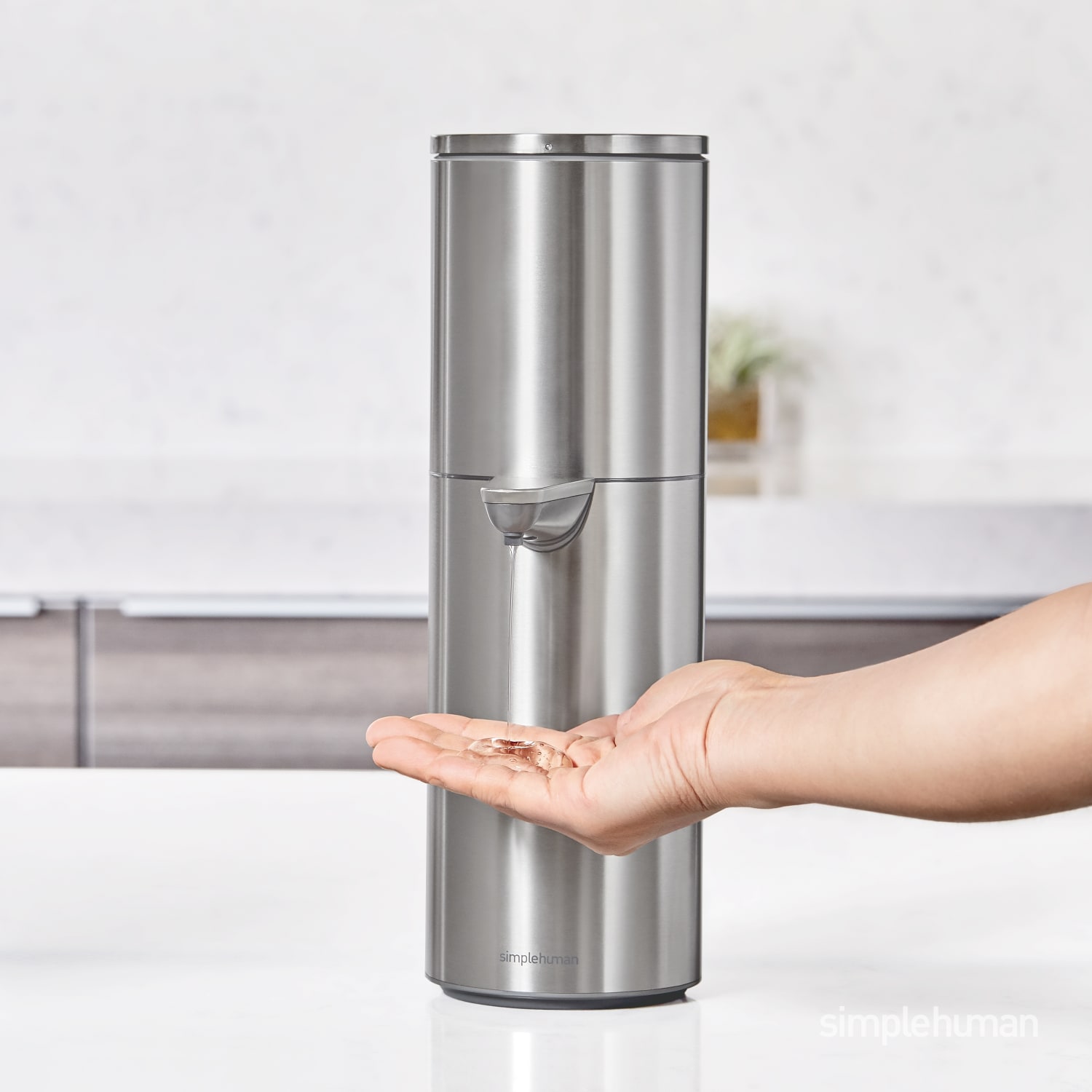 simplehuman Sensor Pump Max Liquid Soap Or Sanitizer Dispenser, 32 Oz, Brushed Stainless Steel - Image 6