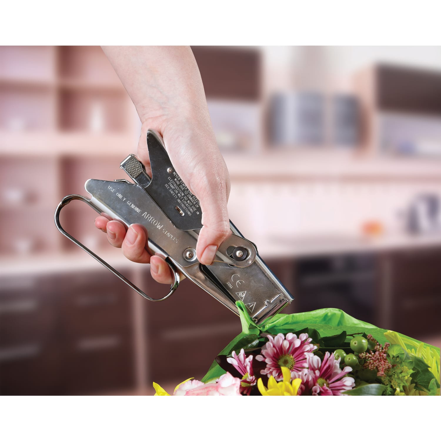 Arrow P22 Plier Stapler, 7in, Chrome - Image 6