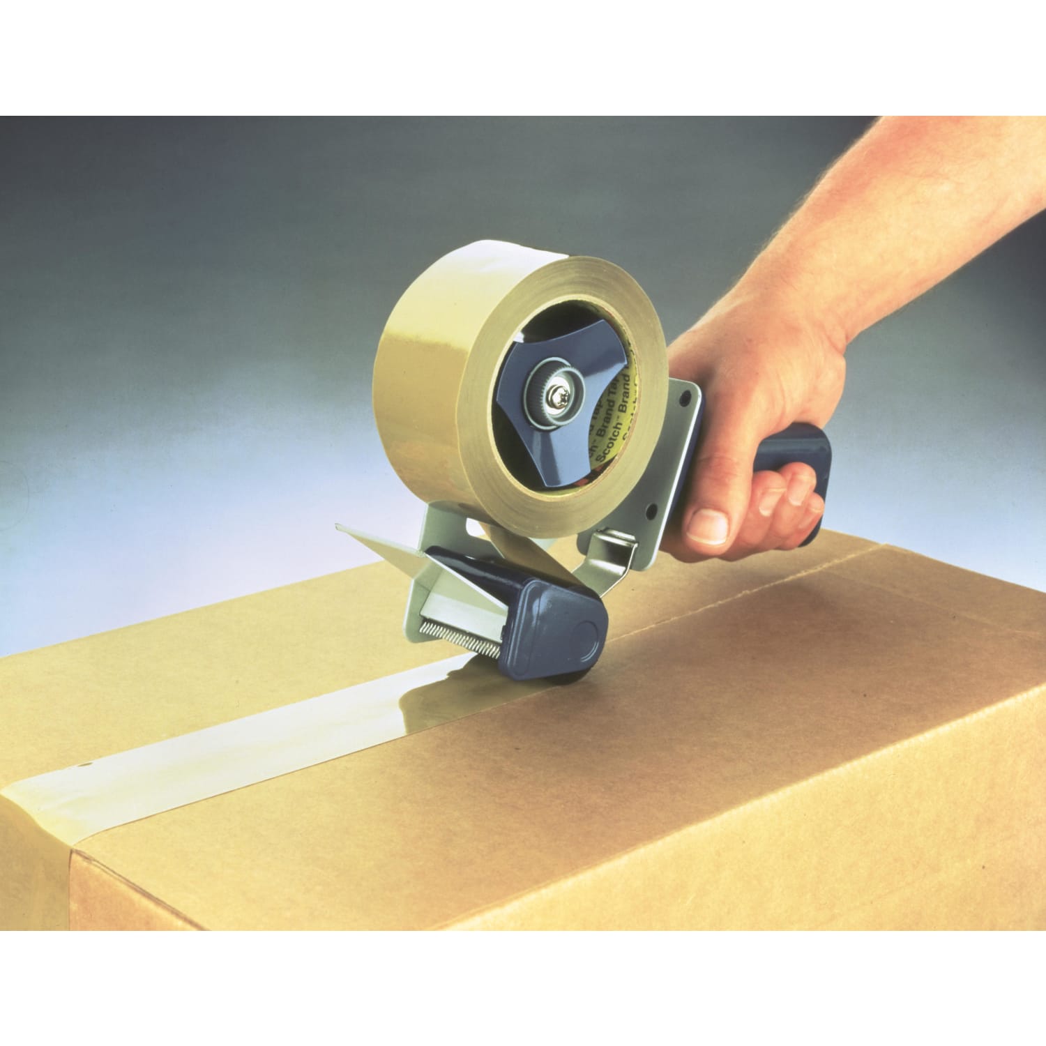 3M Tartan HB903 Pistol-Grip Box-Sealing Tape Dispenser - Image 3