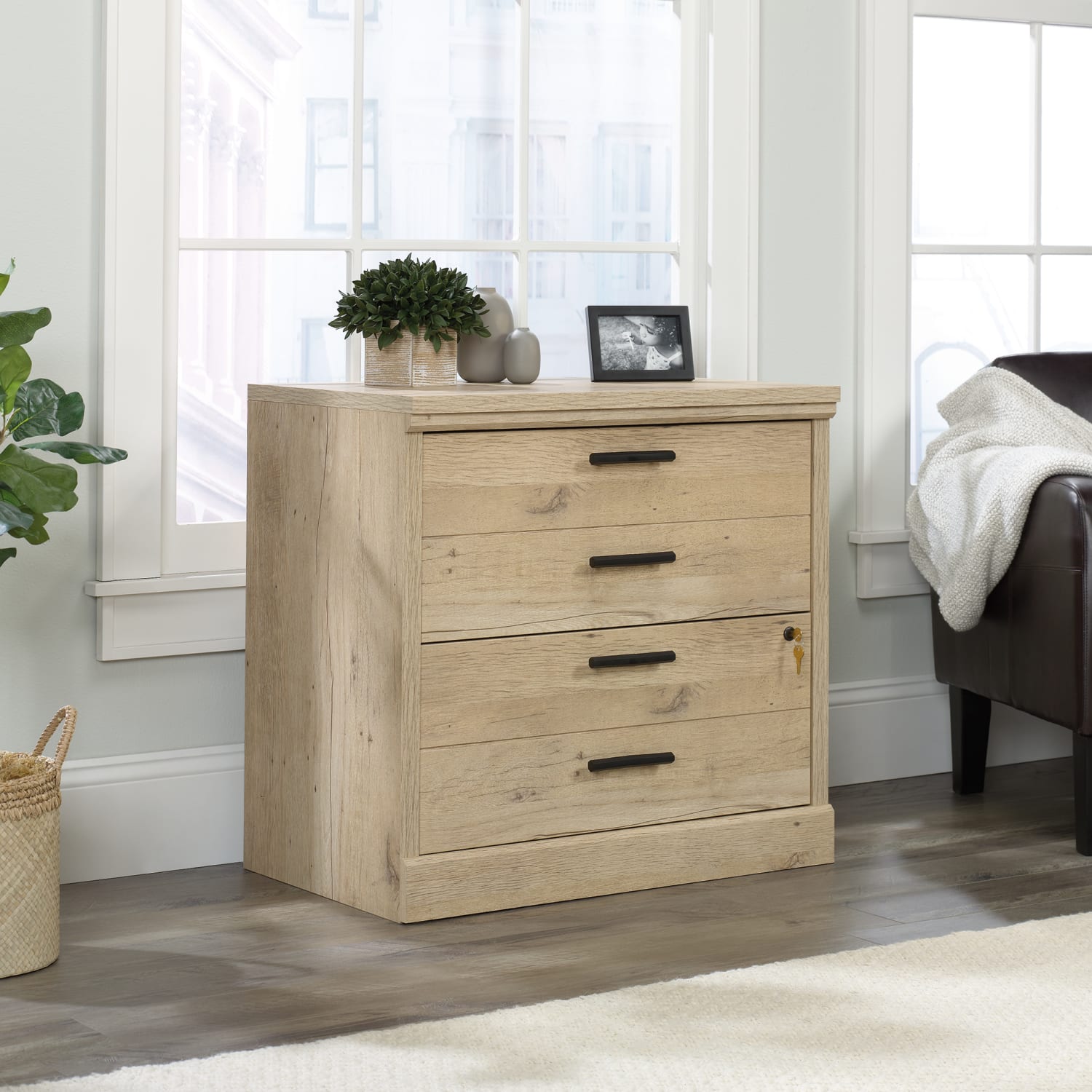 Sauder Aspen Post 31inW x 19inD Lateral File Cabinet, Prime Oak - Image 5