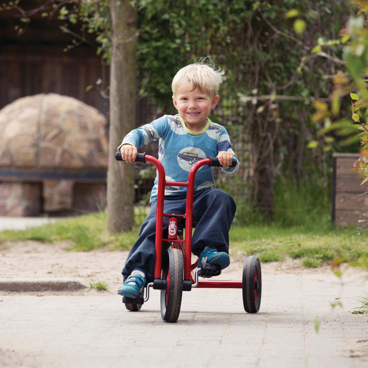 Winther Viking Tricycle, Small, 20 1/8inH x 17 3/4inW x 36 3/8inD, Red - Image 3
