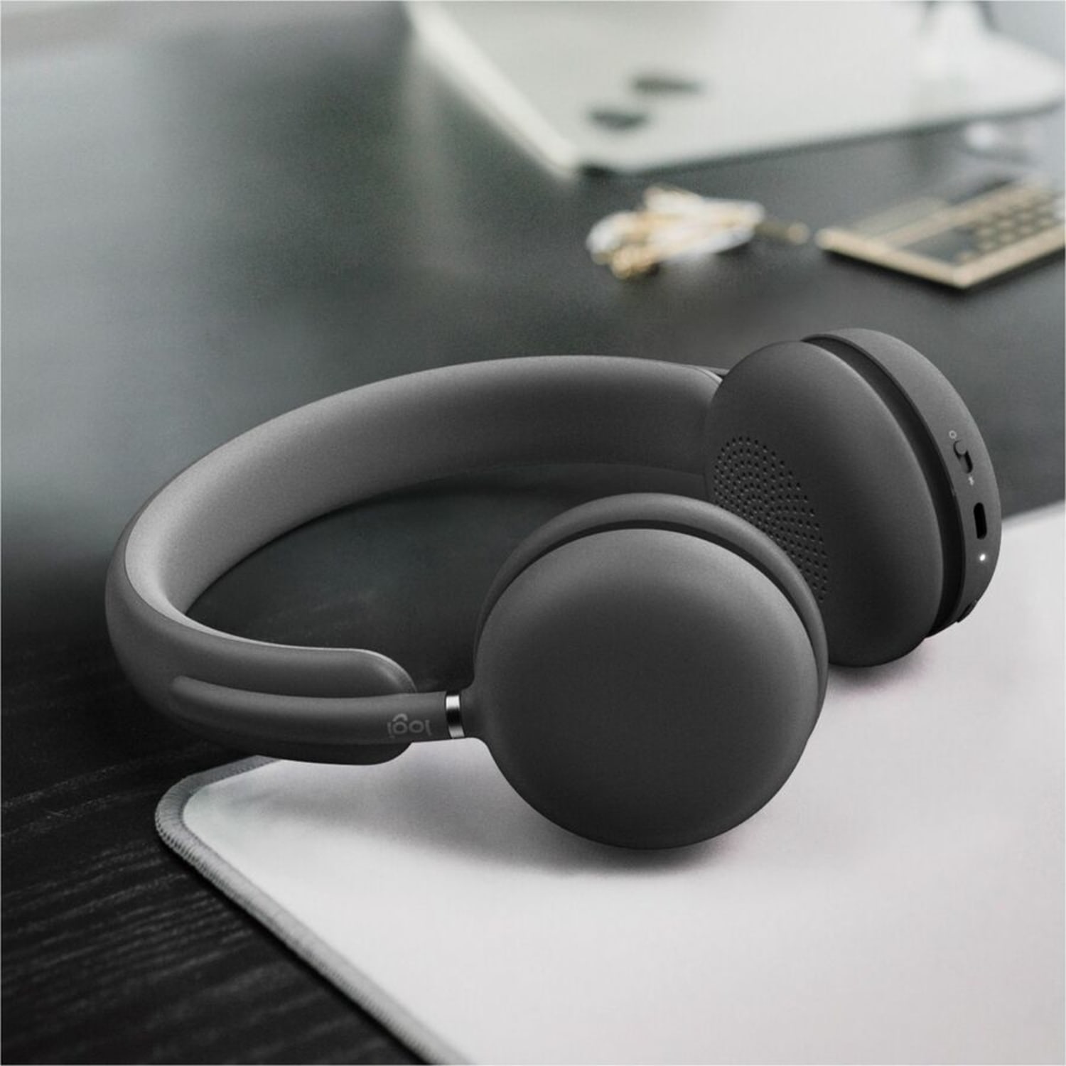 Logitech Zone Wireless 2 UC AI-Powered Headset, Graphite, HK2597 - Image 5