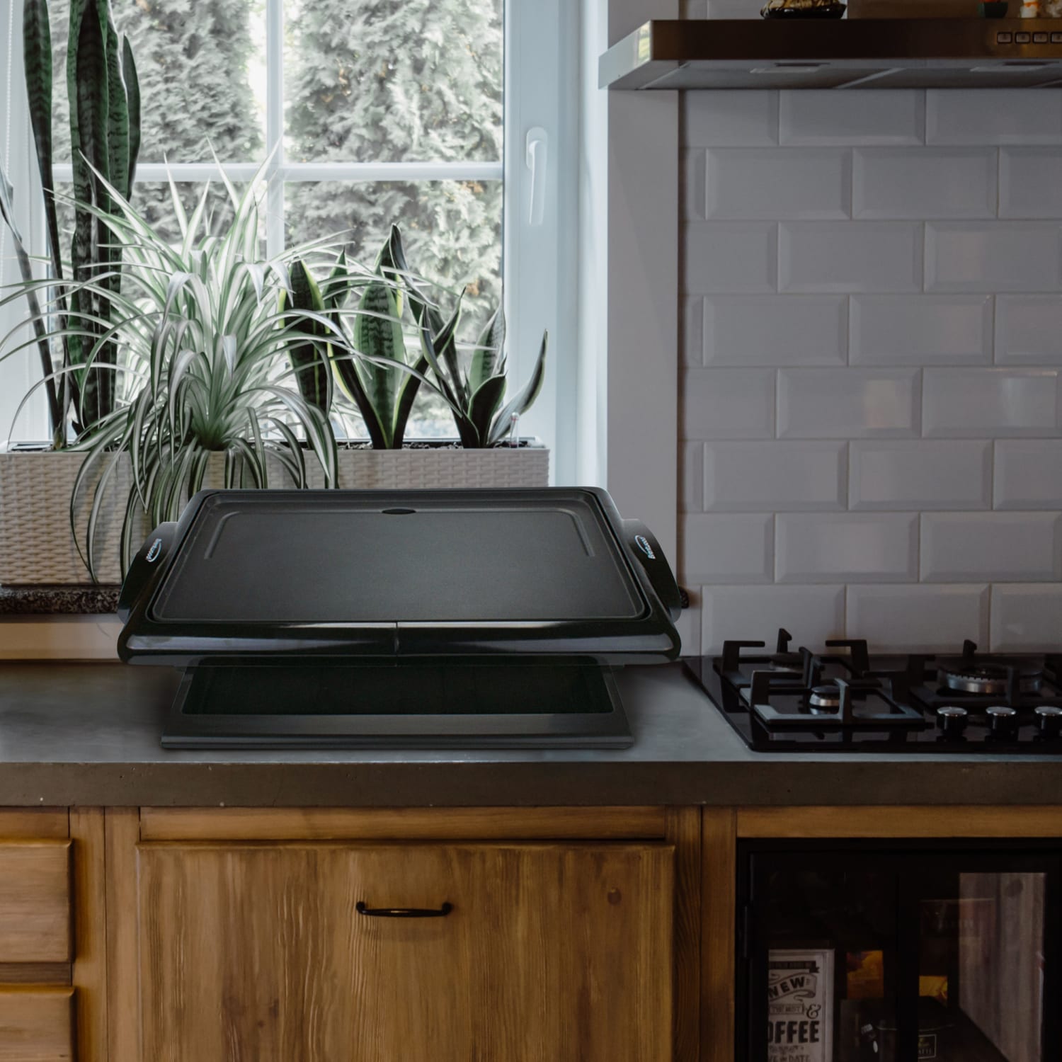 Brentwood Electric Griddle, 3-1/4inH x 23inW x 12inD - Image 6