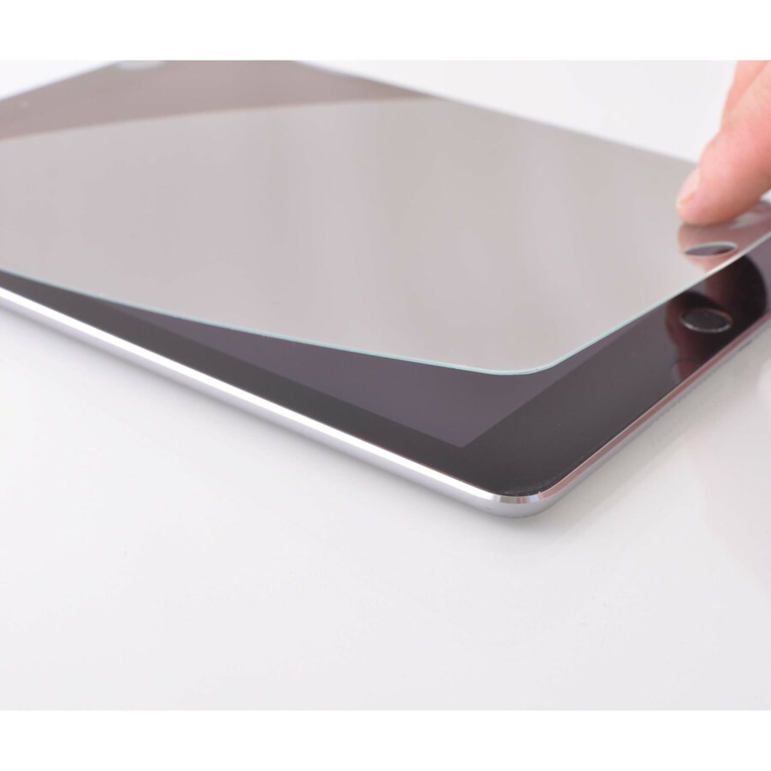 Codi 50 PACK - Tempered Glass Screen Protector for iPad 9.7in - Image 4