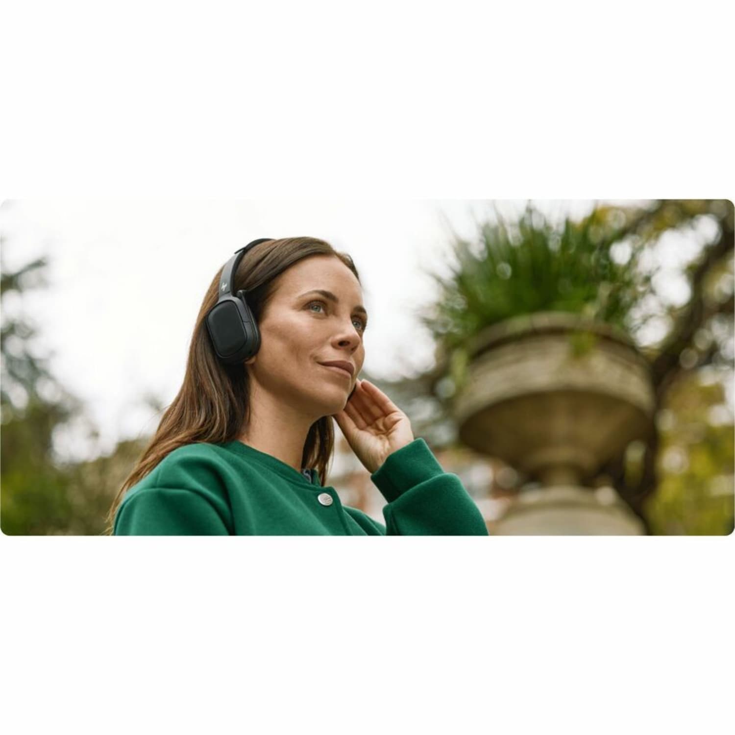 Poly Focus 625 Wired/Wireless Headset + Wireless Charge Stand, Over-The-Head, Binaural, Supra-Aural, C56XXAAAC3 - Image 6
