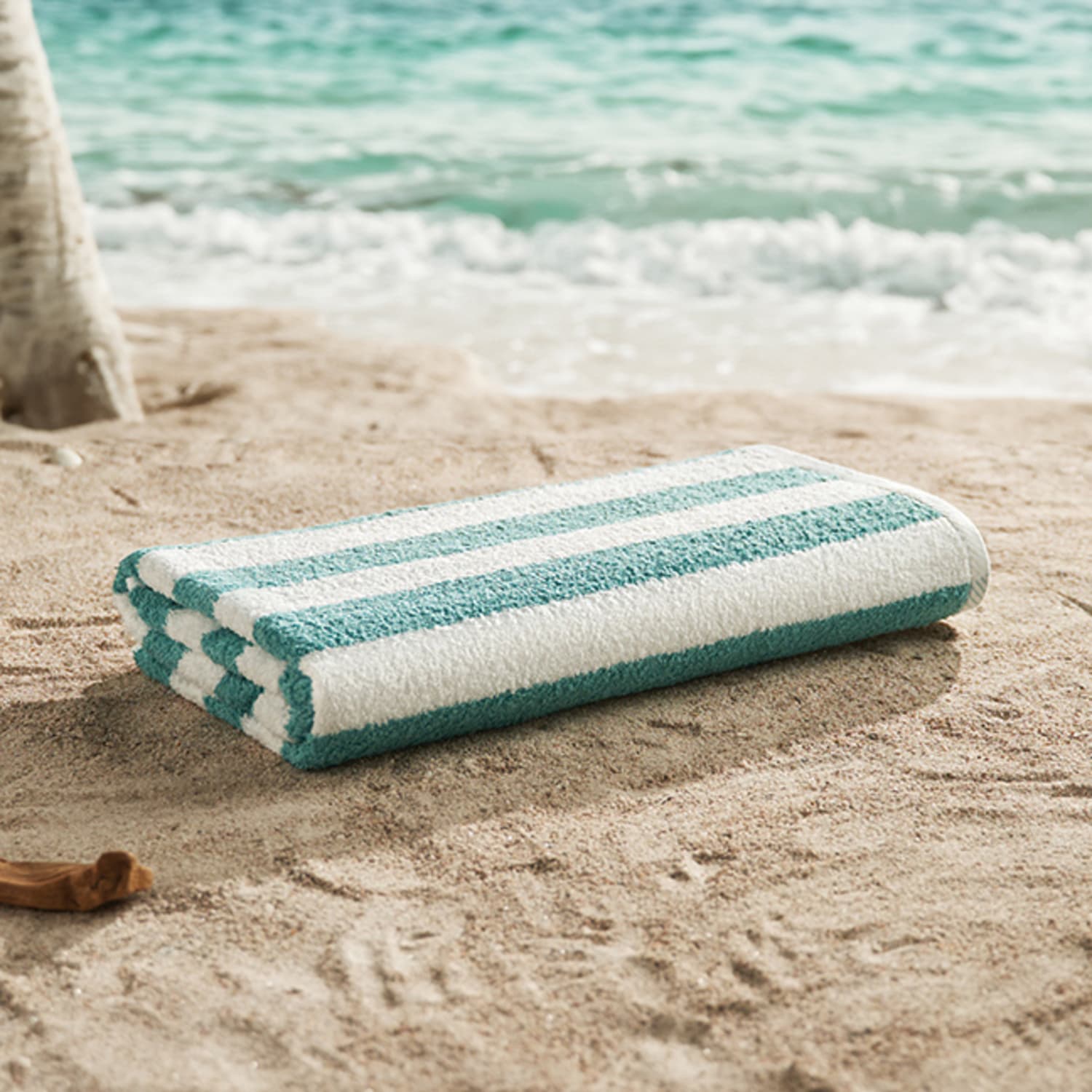 Splash Cabana Stripe Pool Towels, 35in x 70in, Green/White, Pack Of 18 Towels - Image 3