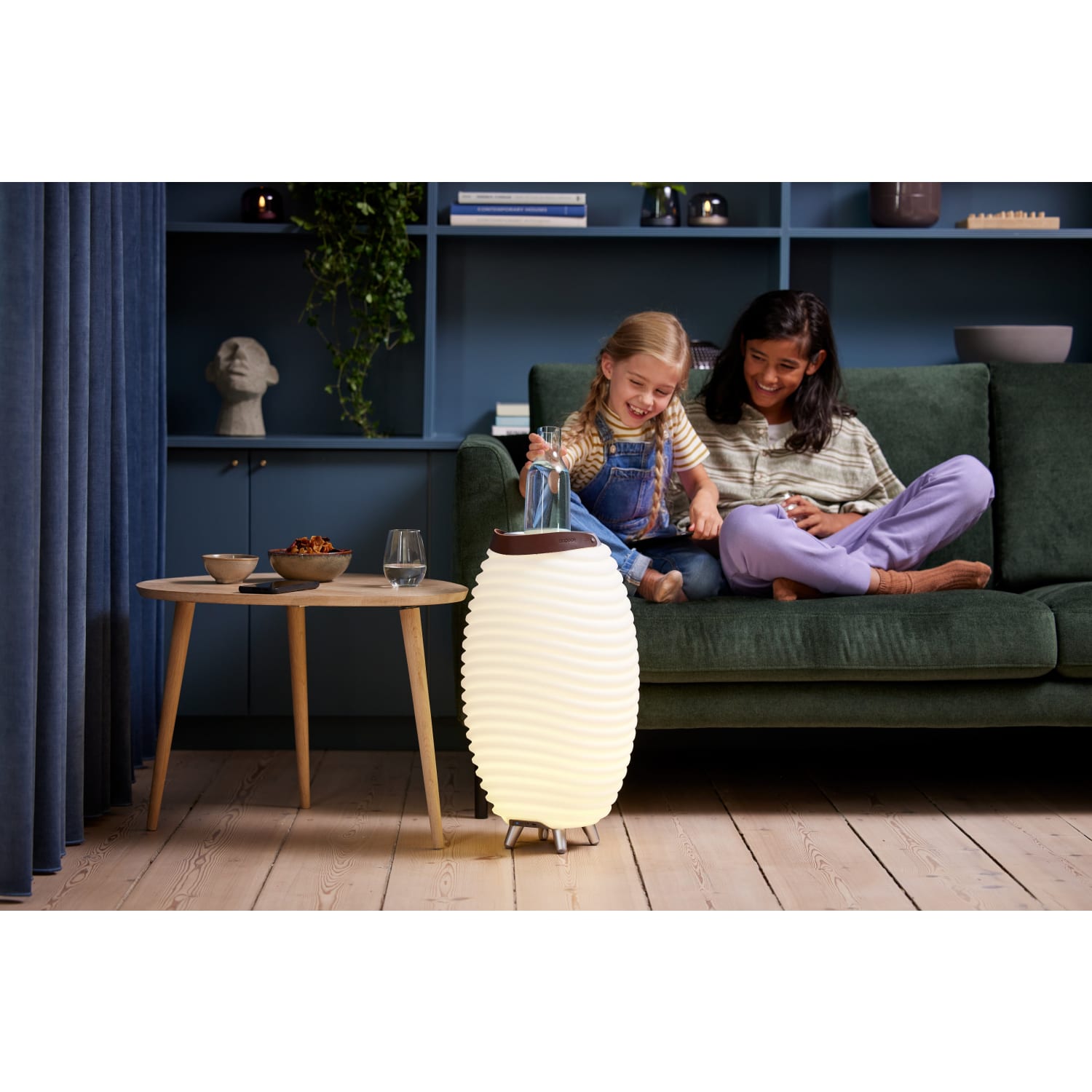 Kooduu Synergy 50 Cordless Indoor/Outdoor Speaker Lamp, White - Image 4