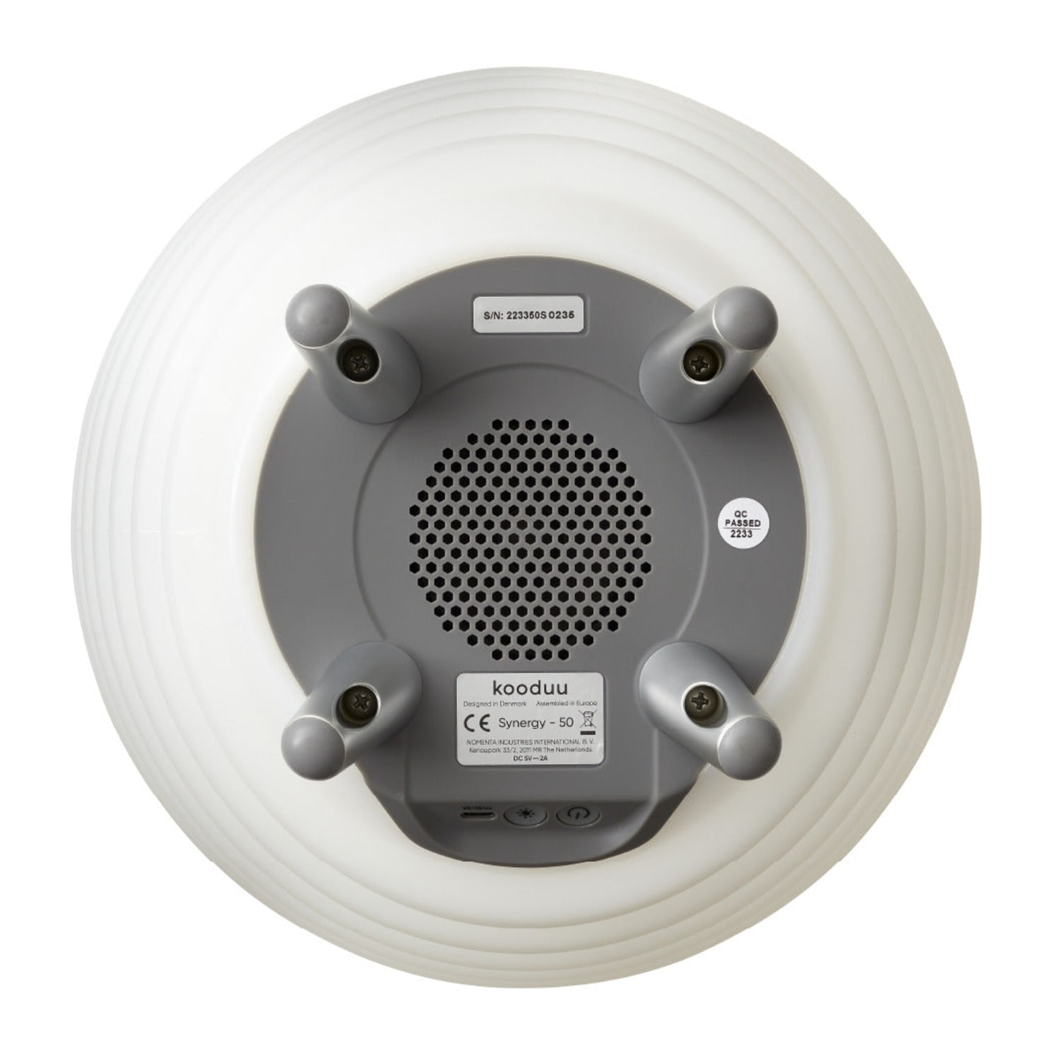 Kooduu Synergy 50 Cordless Indoor/Outdoor Speaker Lamp, White - Image 6