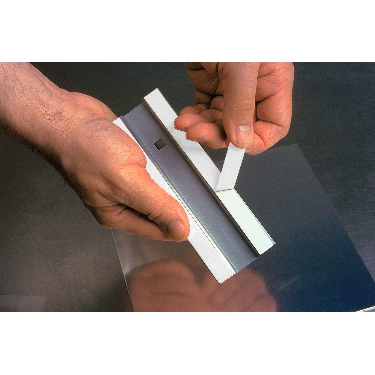 Tape Logic Removable Double-Sided Foam Tape, 1/2in x 36 Yd., White, Case Of 24 Rolls - Image 4