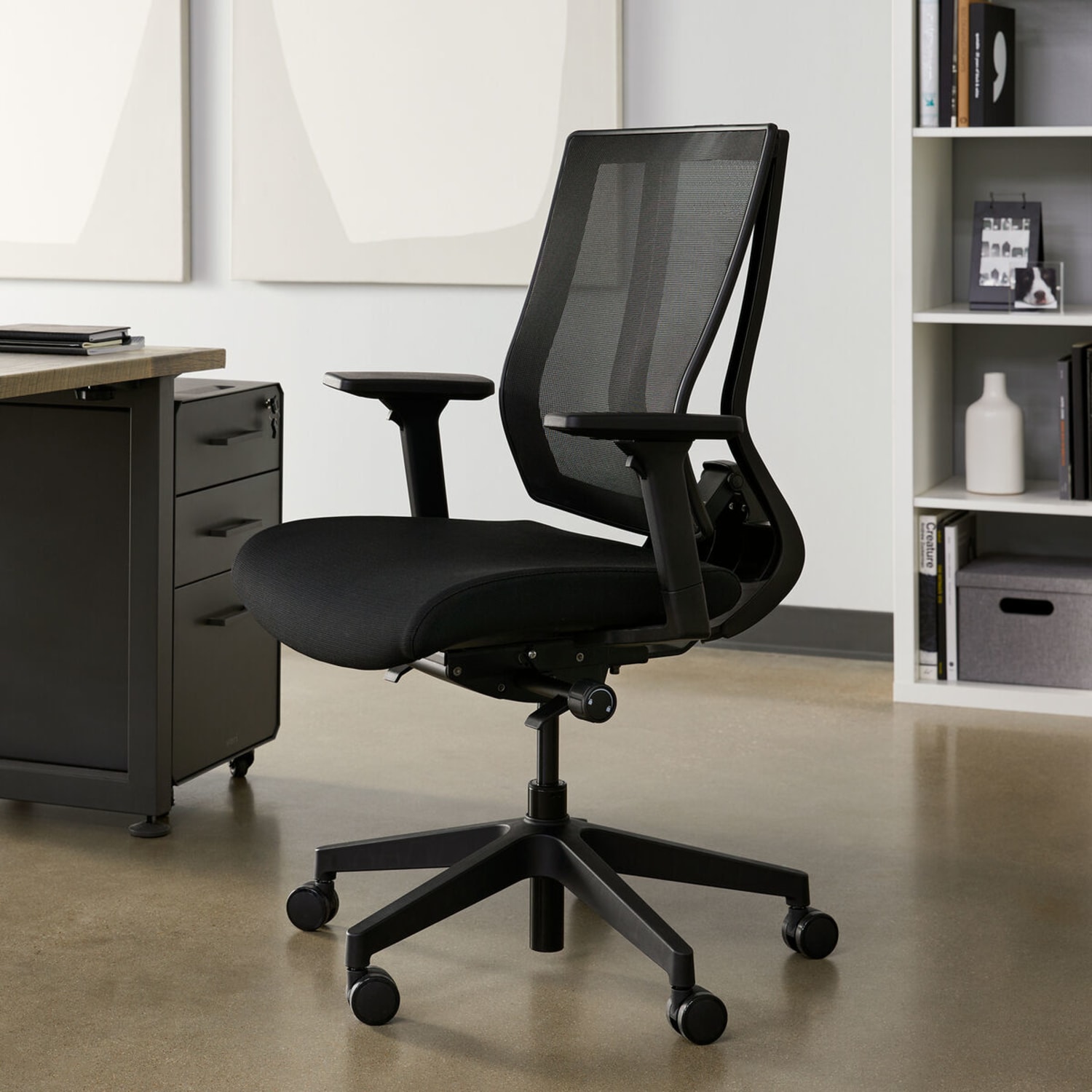 VARI Ergonomic Nylon HighBack Task Chair Black PopularChairscom VARI Ergonomic Nylon High Back Task Chair Black PopularChairscom