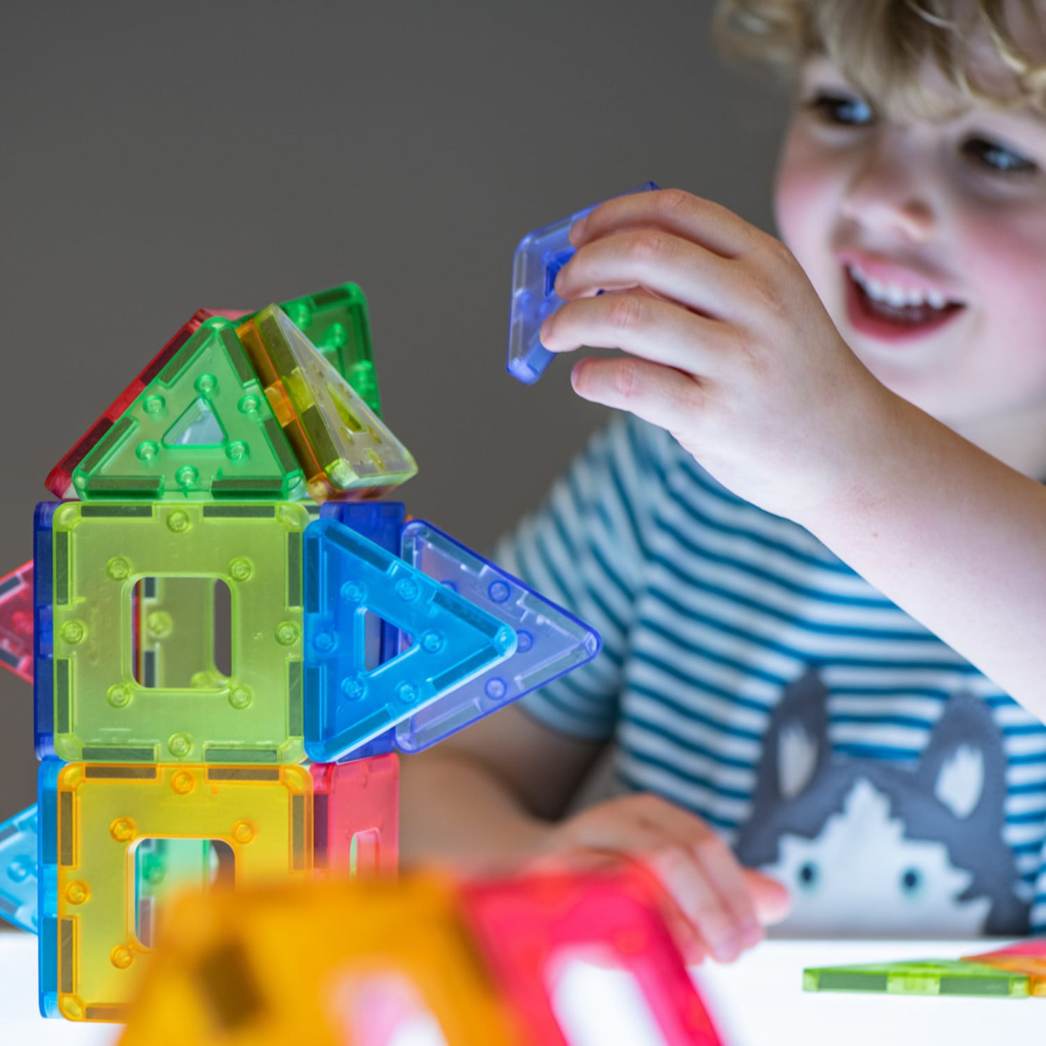 Polydron Kindermag Starter Set, Translucent, 48 Pieces - Image 5