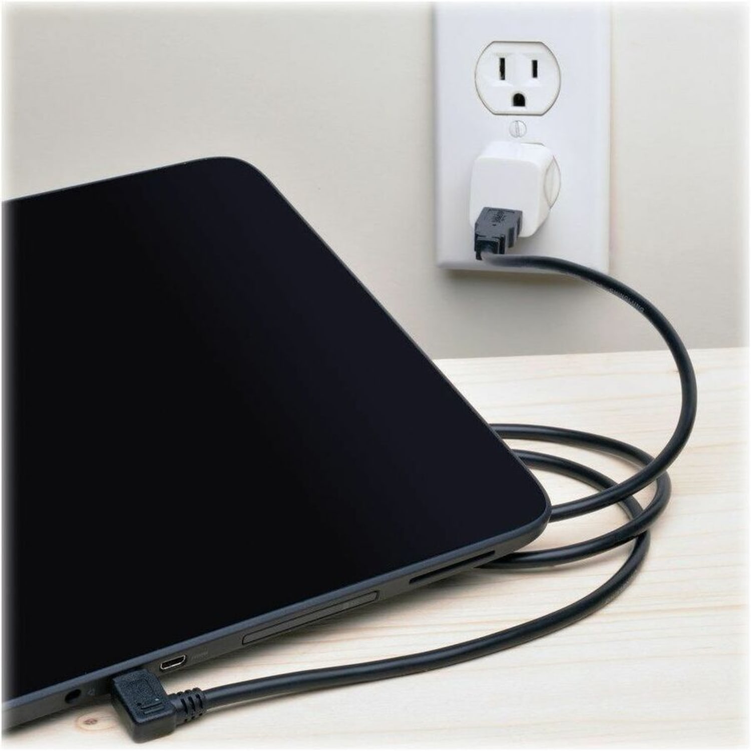 Tripp Lite Dedicated Reversible USB Charging Cable (Reversible A to Right-Angle 5-Pin Micro B) Black 3 ft. (0.91 m) -  - UR05C003RB - Image 4