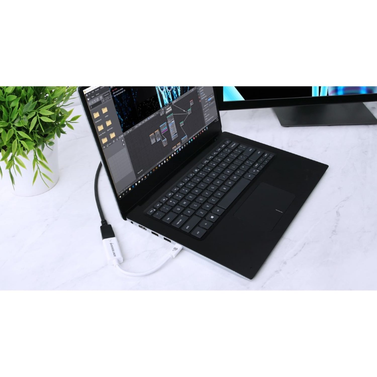 IOGEAR USB Type-C to HDMI Adapter - 1 x HDMI Digital Audio/Video Female - 1 x Type C USB 3.1 (Gen 1) USB Male - 4096 x 2160 Supported - 1 - Image 5