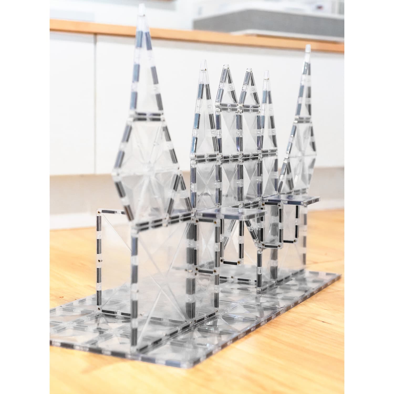 Connetix Magnetic Tiles Clear Starter Pack, 34 Pieces - Image 6