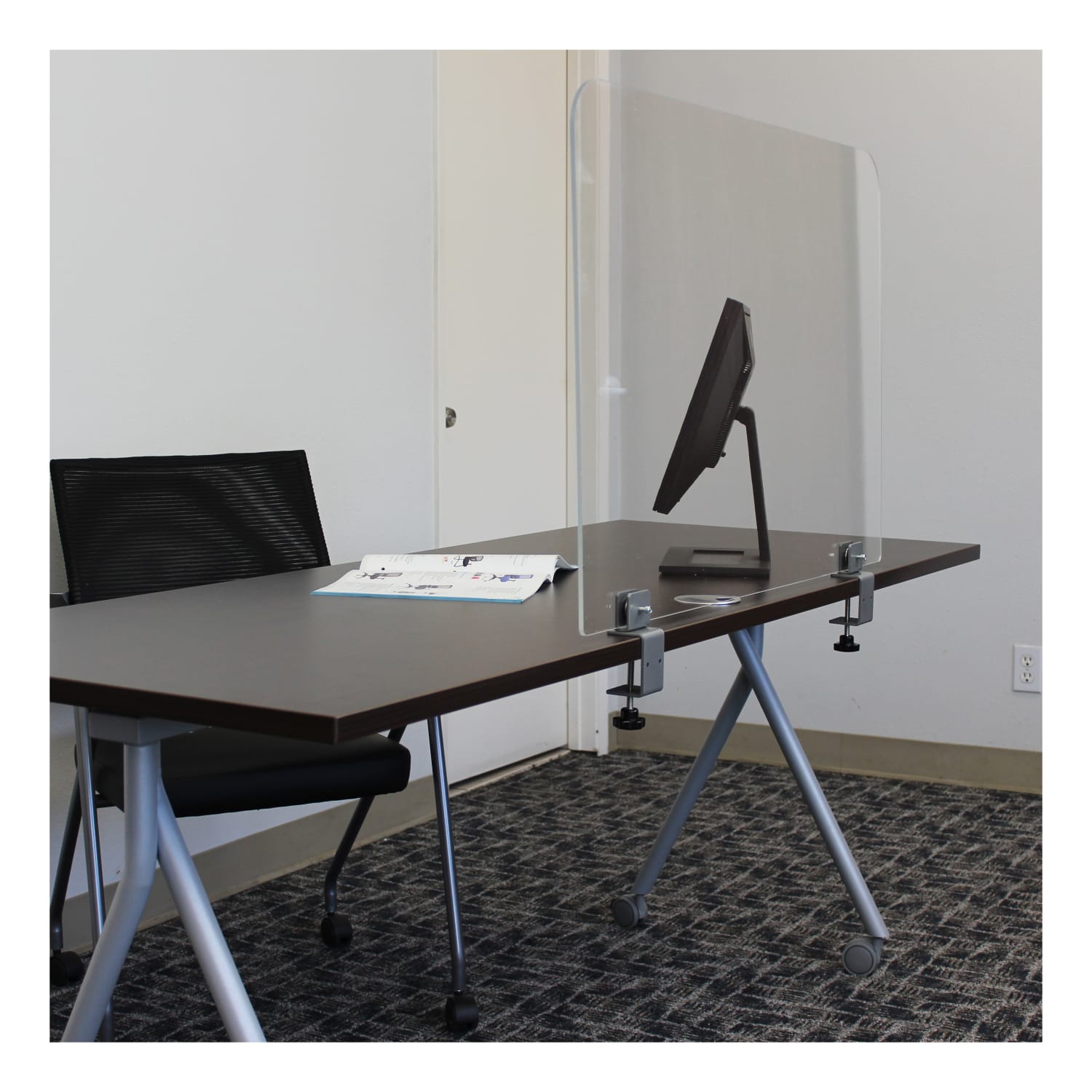 Boss Office Products 24inW Plexiglas Privacy Panel, Clear - Image 3