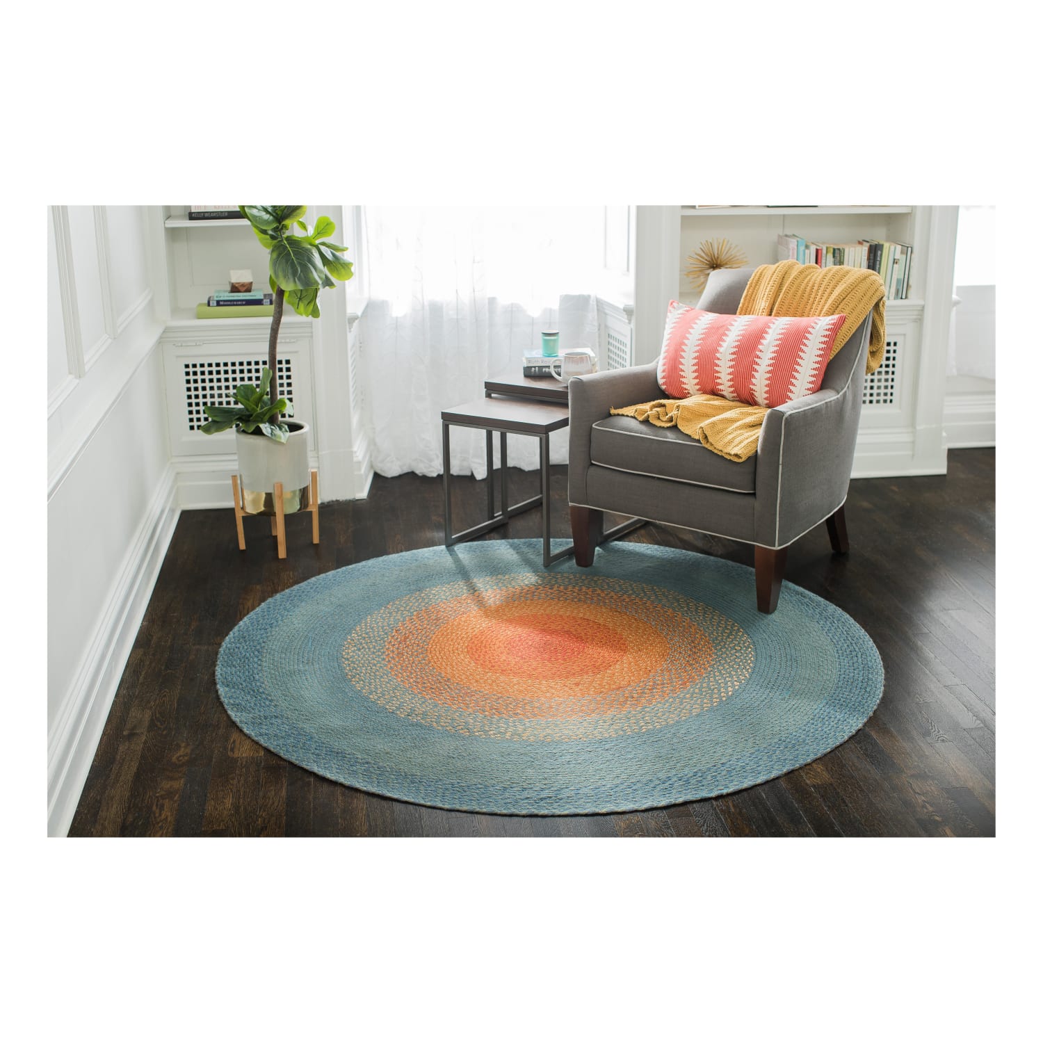 Anji Mountain Olwyn Braided Rug, 4ft, Multicolor - Image 3