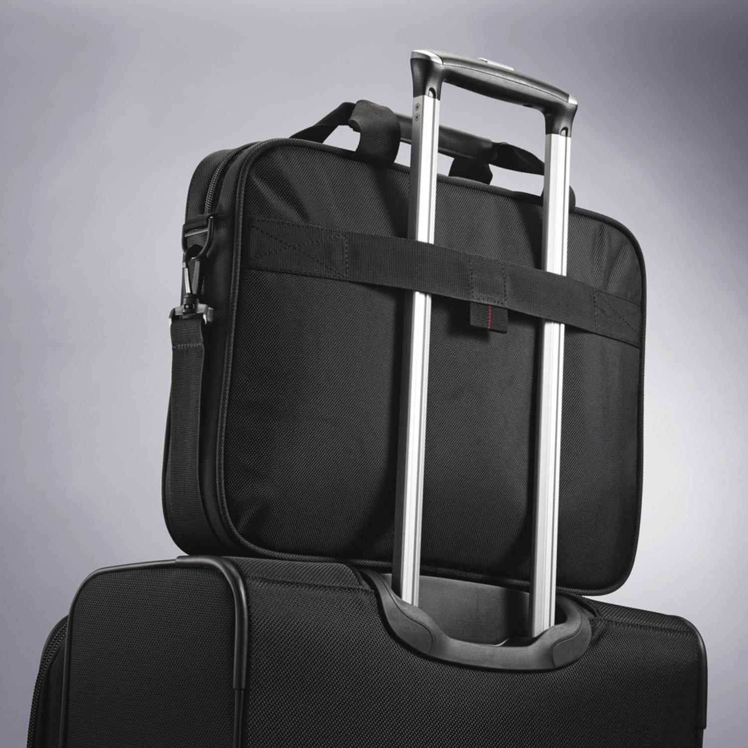 Samsonite Xenon Carrying Case for 15.6in Notebook - Black - Drop Resistant Interior, Shock Resistant Interior - 1680D Ballistic Nylon Body - Tricot Interior Material - 12.8in Height x 16.3in Width x 2in Depth - 1 Each - Image 3