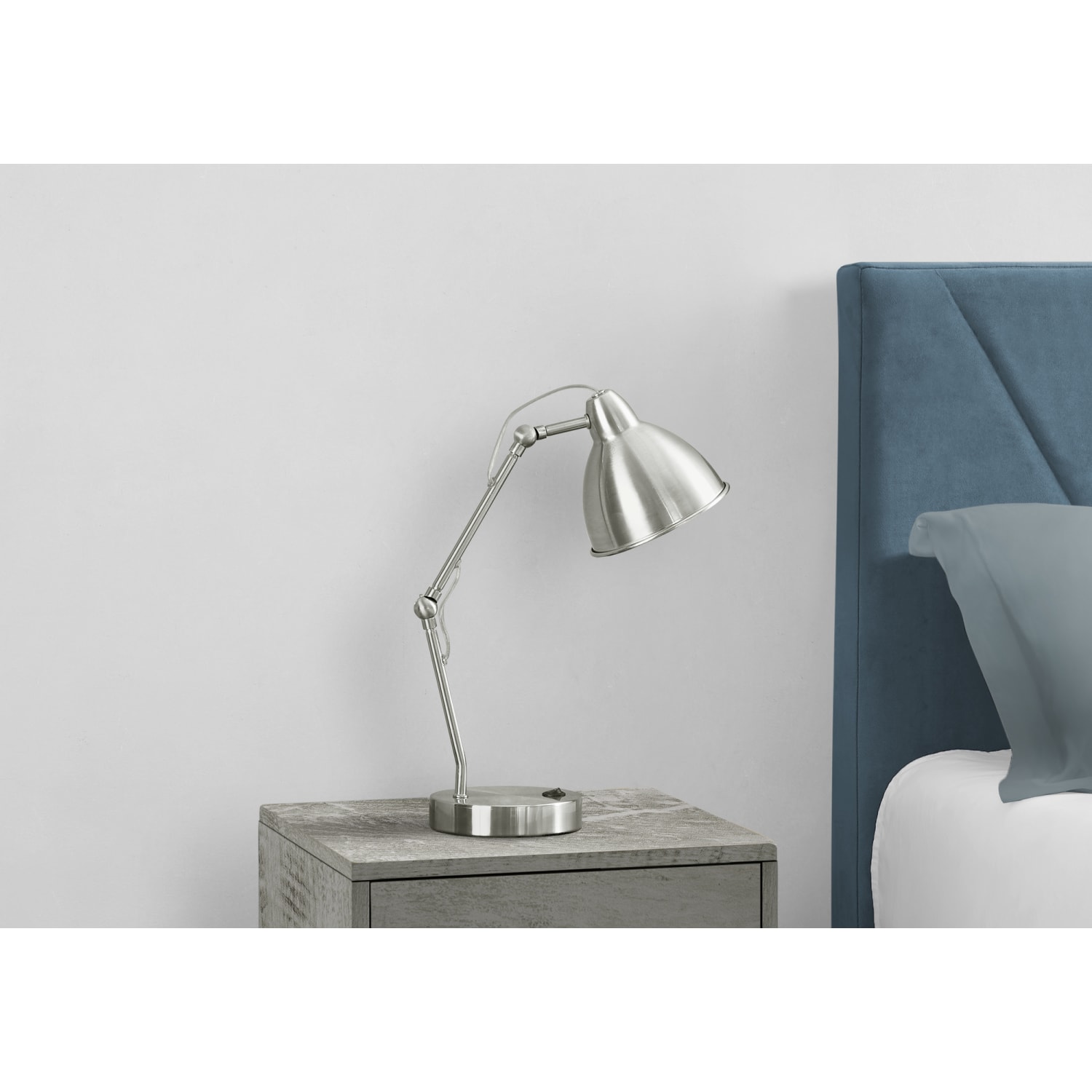 Monarch Specialties Greta Table Lamp, 17inH, Nickel/Nickel - Image 4