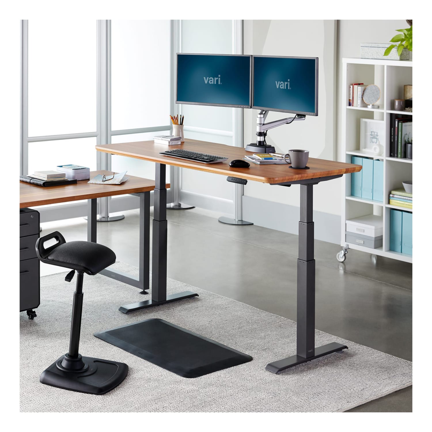 Vari Electric 60inW Standing Desk, Butcher Block - Image 4