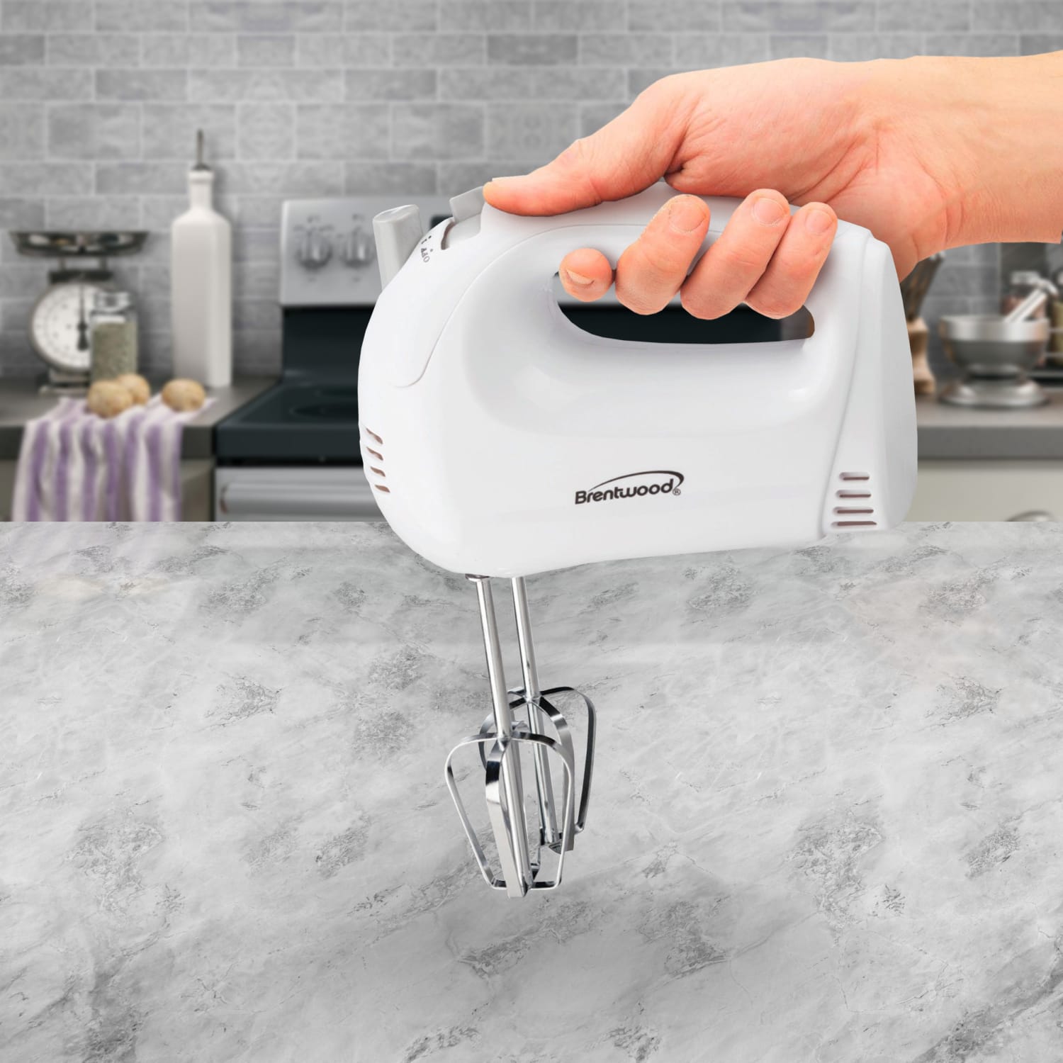 Brentwood 99583185M 5-Speed Hand Mixer, White - Image 5