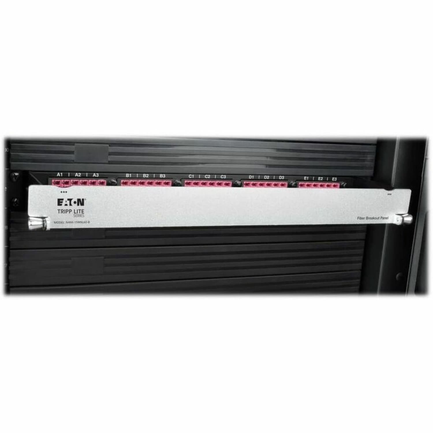 Tripp Lite 50/125 OM4 40GB-10GB Patch Panel - Image 4