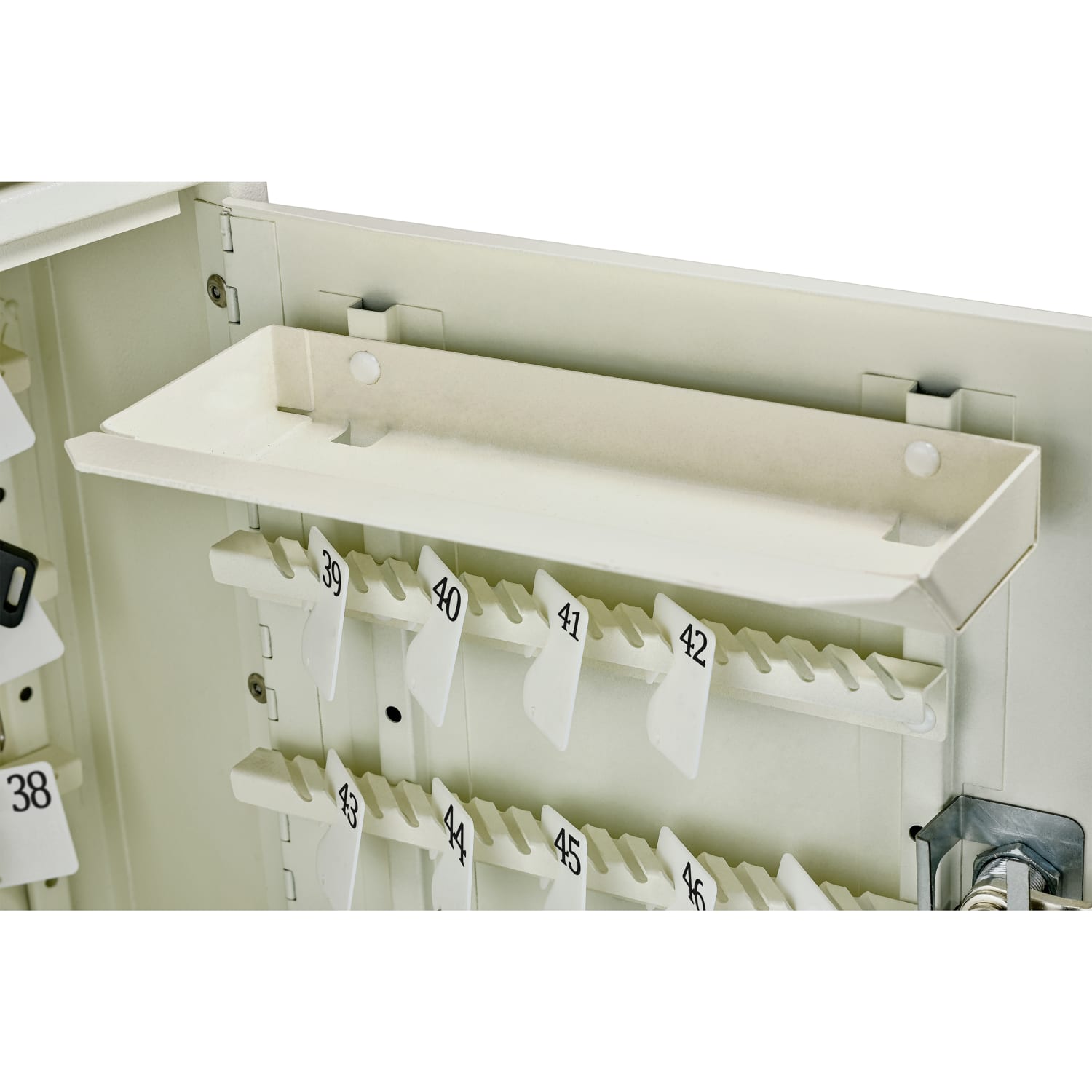 Mail Boss Key Boss Locking Combo Cabinet, 16-1/4inH x 11-1/4inW x 4-3/4inD, White - Image 4