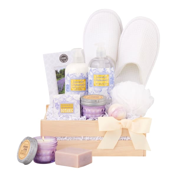 Hickory Farms - Lavender Spa Gift Basket - 8 items