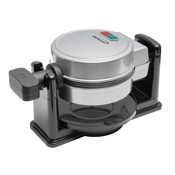 Brentwood Electric Belgian Waffle Maker, 8-1/4inH x 6-7/16inW x 10-5/8inD, Silver