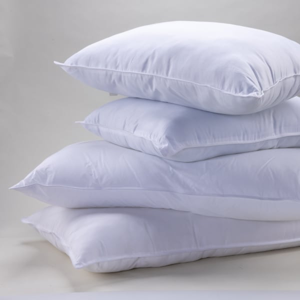 23 Threads Series X131 Pillow, 20 " x 26in , Standard, White, Case of 10