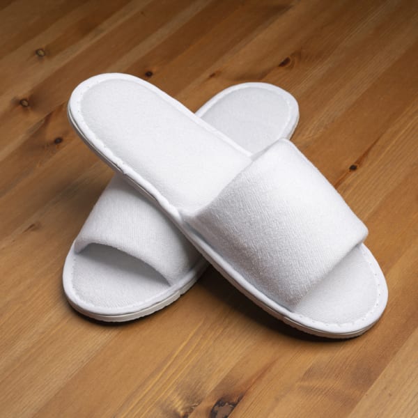HSM Urbana Collection Slippers, Open-Toed, White, Total Qty 100