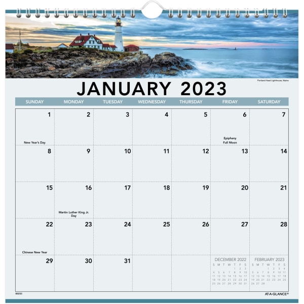 AT-A-GLANCE Landscape 2023 RY Monthly Wall Calendar 5927855