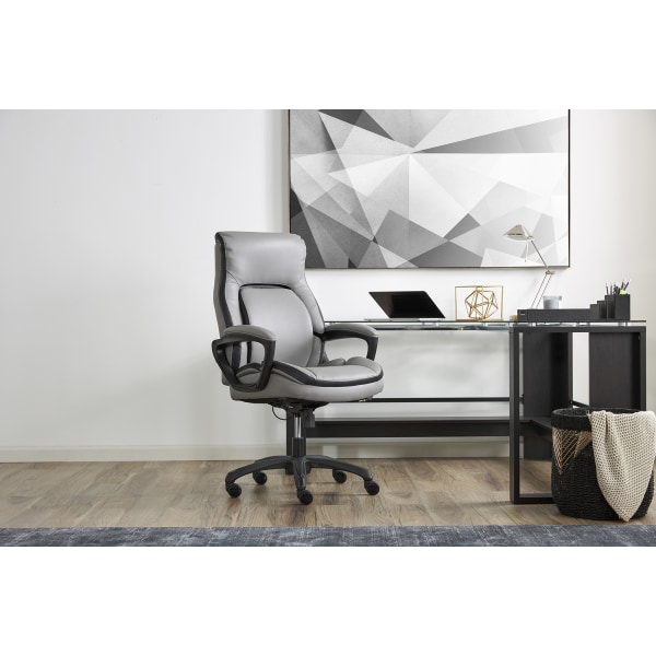 Shaq outlet amphion chair