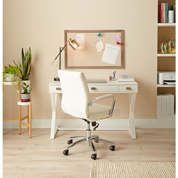 Winsley manager chair hotsell white